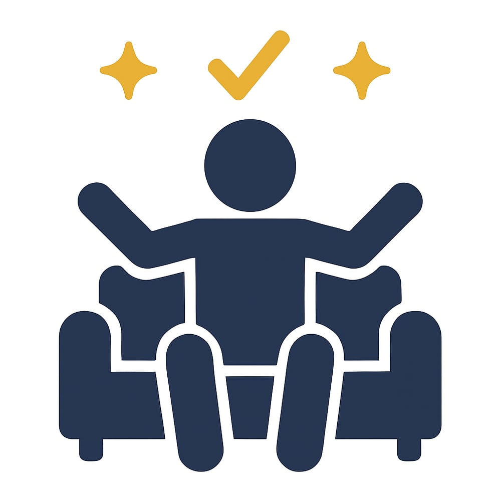 Eine Person sitzt entspannt auf einem Sofa, mit einem Häkchen und Sternen darüber, die Zufriedenheit und Erfolg symbolisieren.