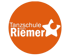 Orangefarbener Kreis mit grünem Text "Tanzschule Riemer" und einem grünen Stern-Logo mit kleinem "ADTV" darunter.