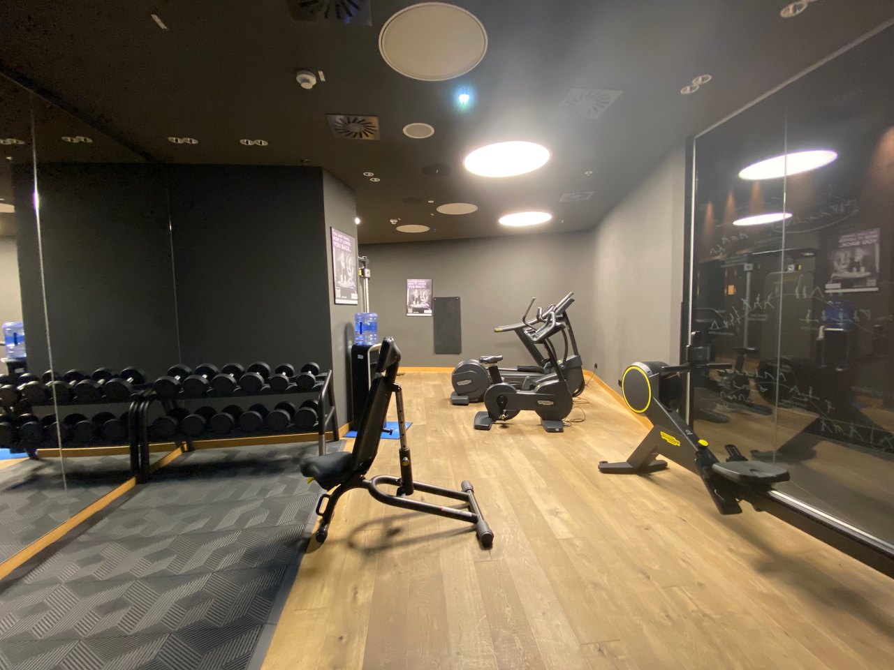 Fitnessbereich im Haus
