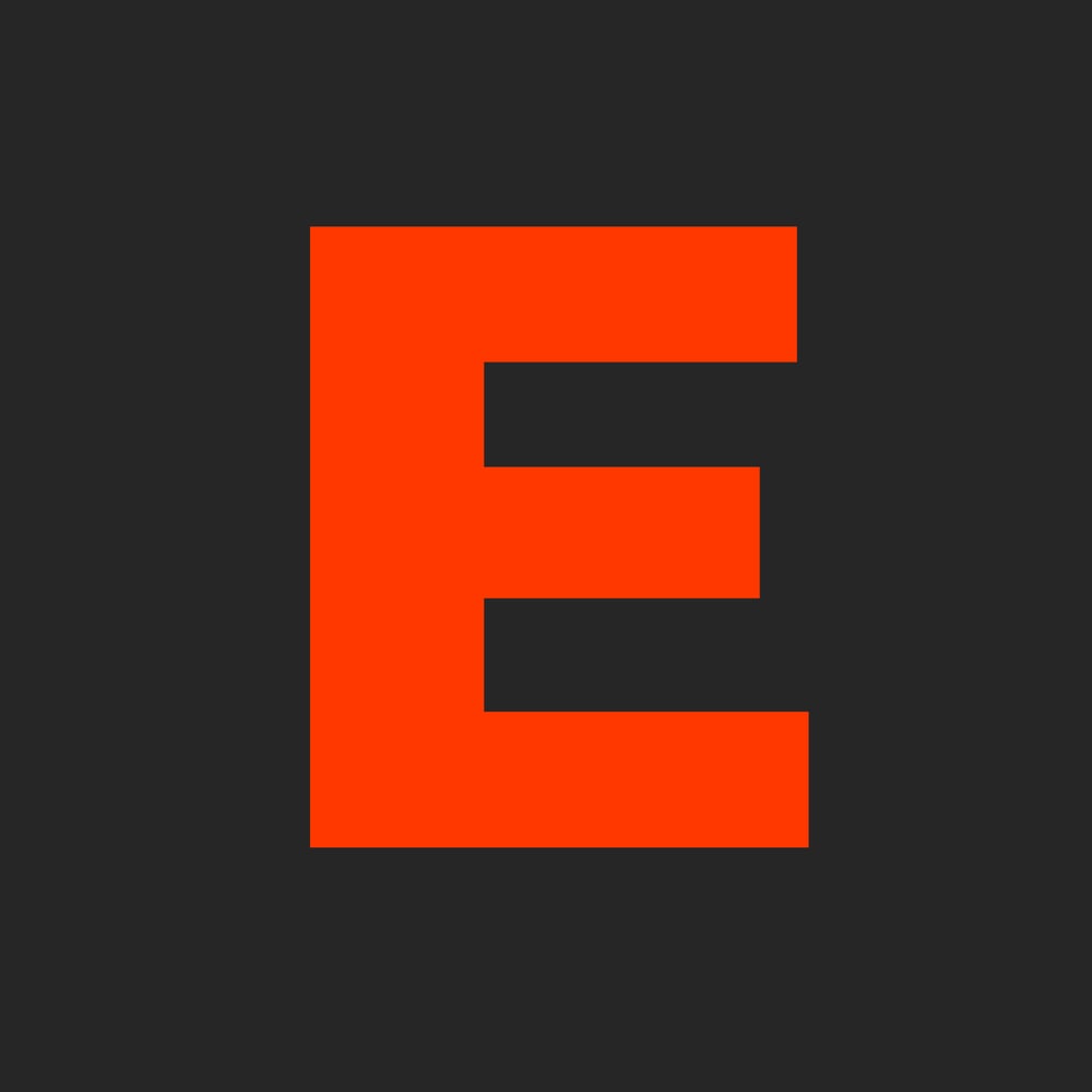 Weißer Text auf grünem Hintergrund: "EINFACHSICHTBAR by Flo x Lars".