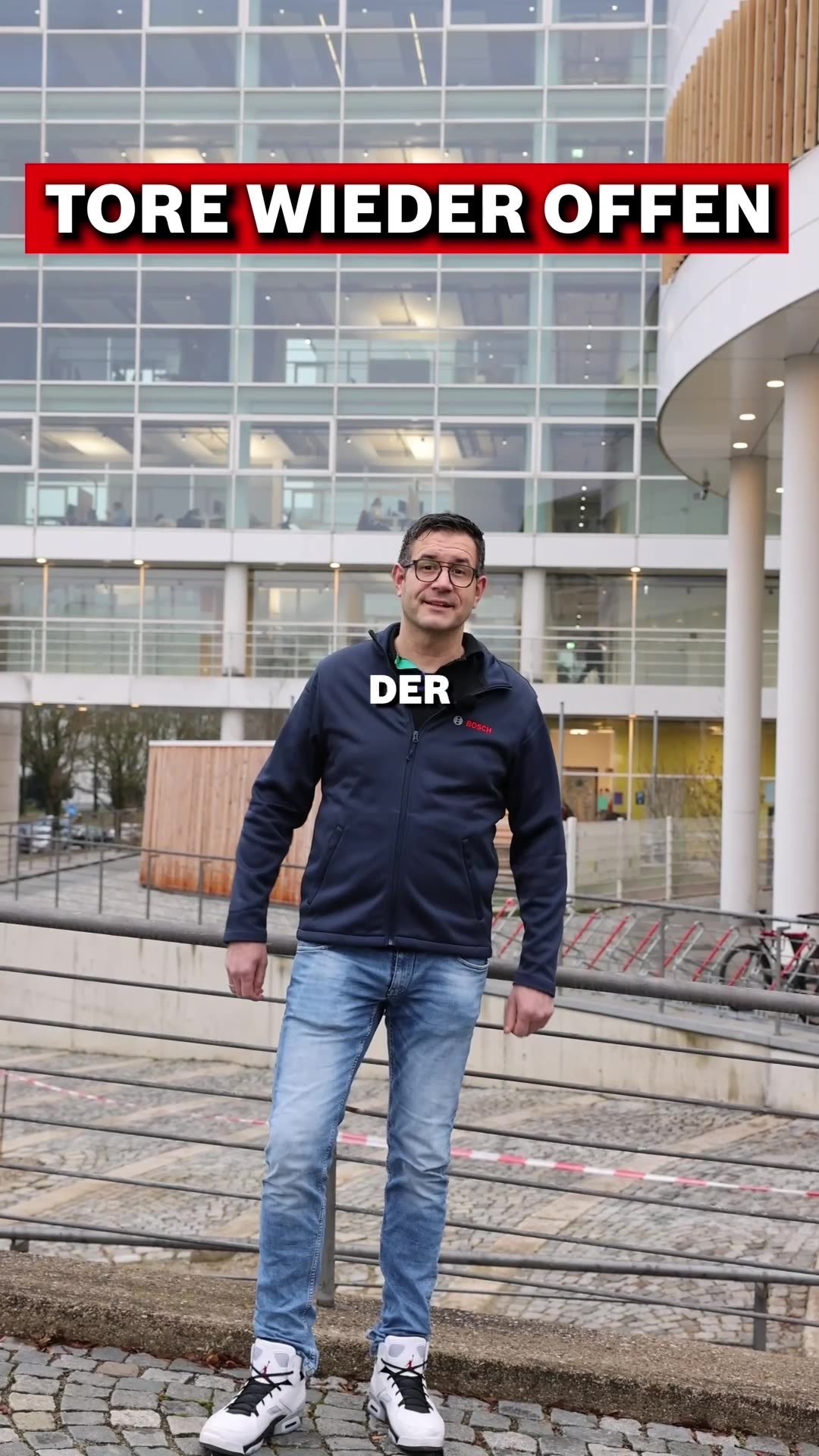 Standbild aus dem Kampagnenvideo Tore wieder offen vor dem Bosch Werk