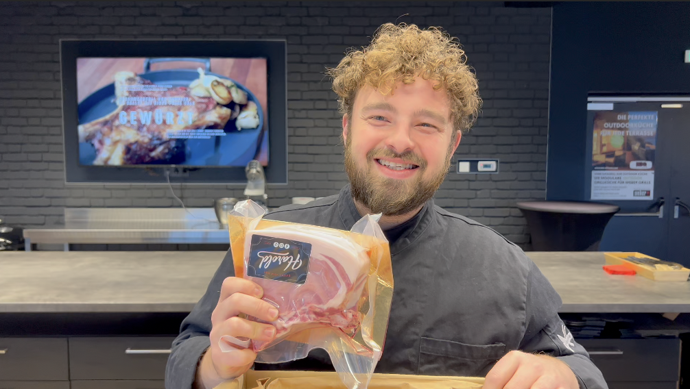 Grillweltmeister Patrick Bayer mit seinem Favoriten