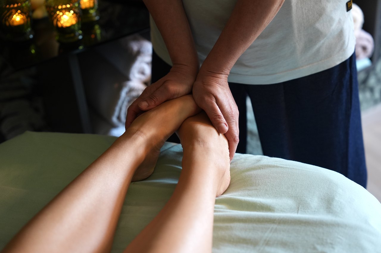 Ganzheitliche Kopf- & Gesichtsmassage