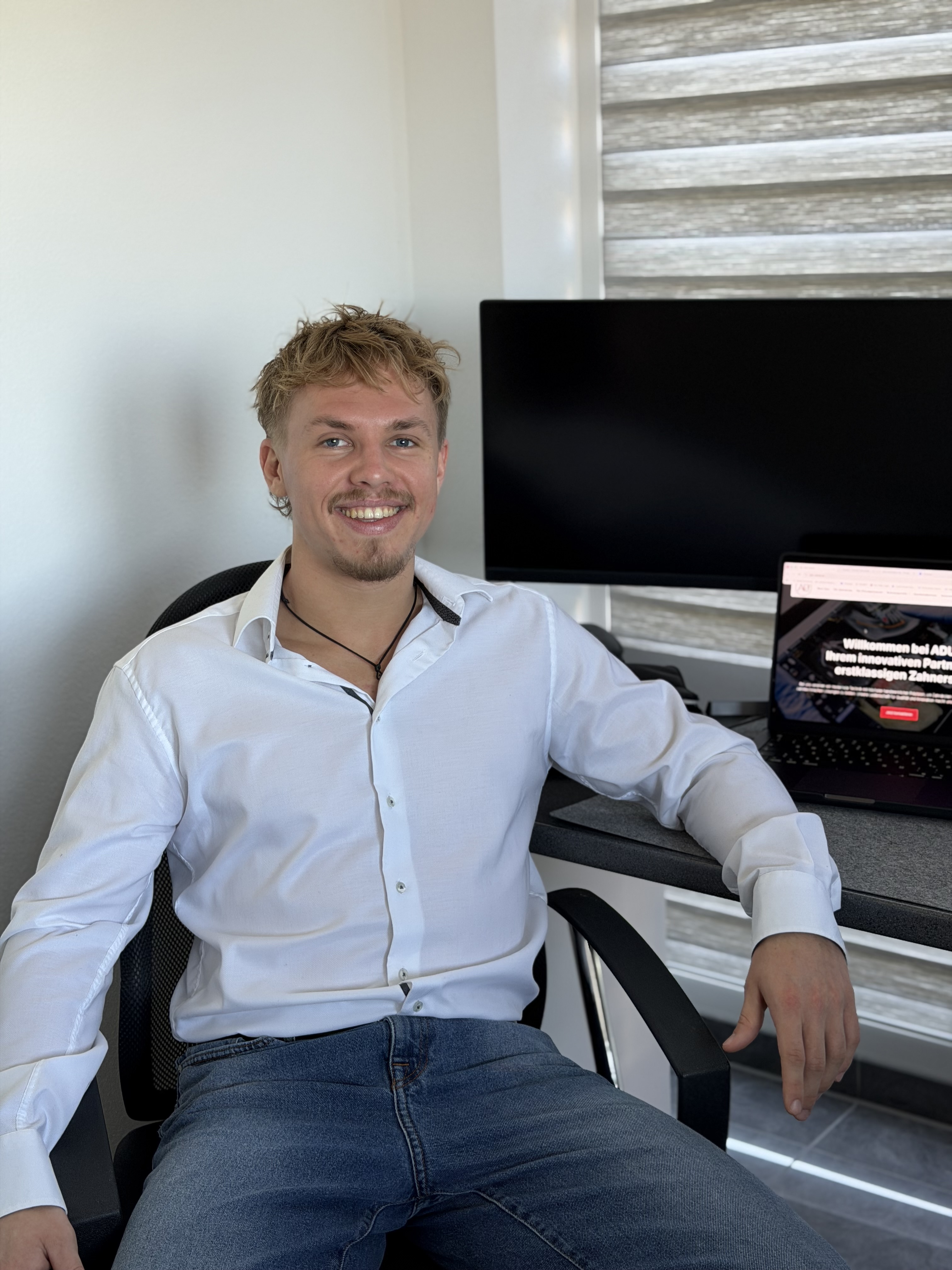 Noah Kern, Strategie und Marketing bei ADU-Dental
