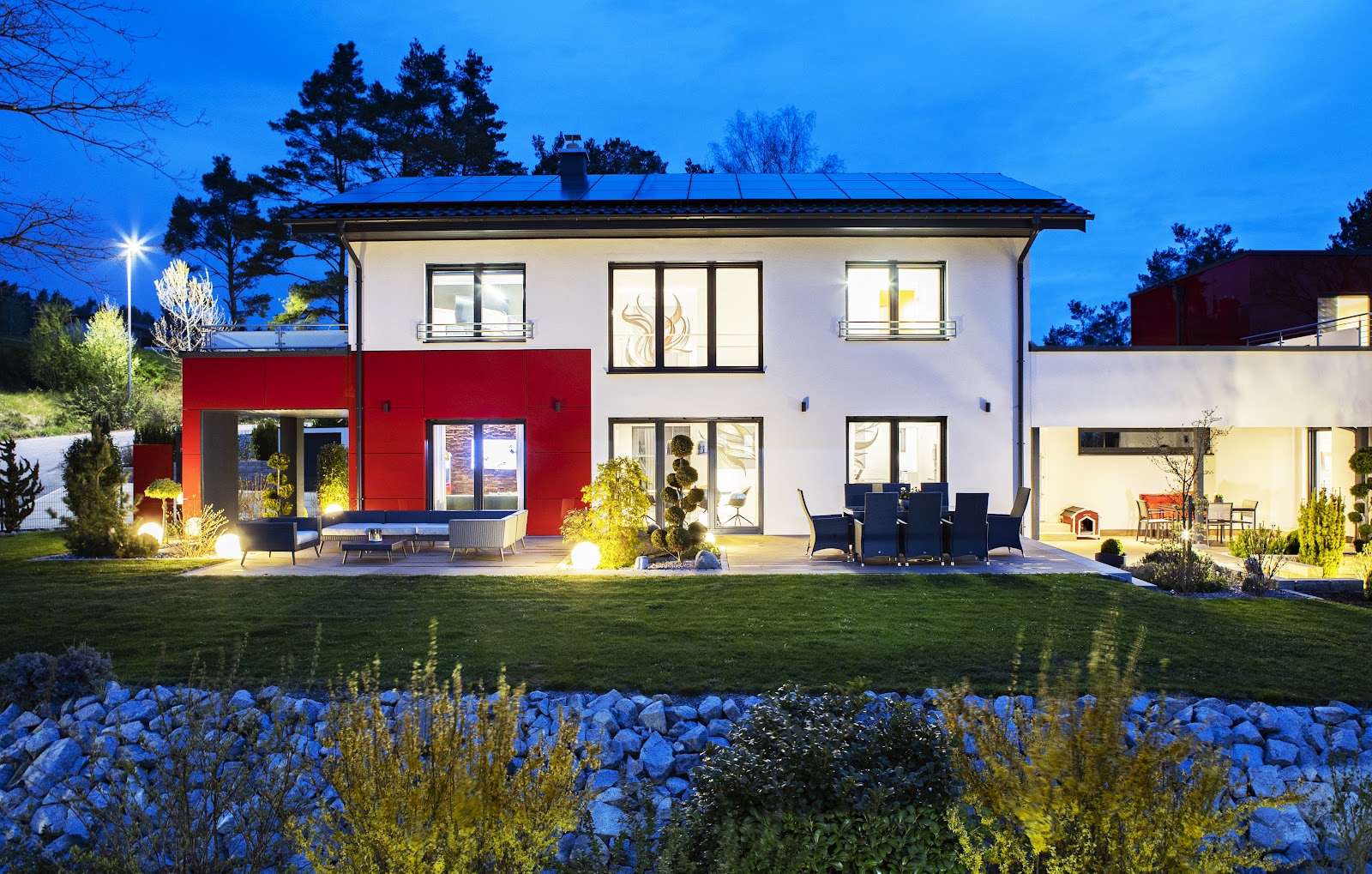 Danwood Musterhaus am Abend