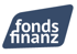 Fonds Finanz Logo mit weißer Schrift auf dunkelblauem, rechteckigem Hintergrund.
