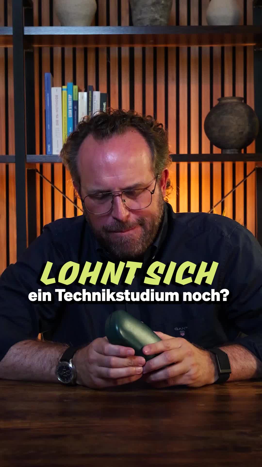 Standbild aus dem Video über das Technikstudium an der FH Westküste