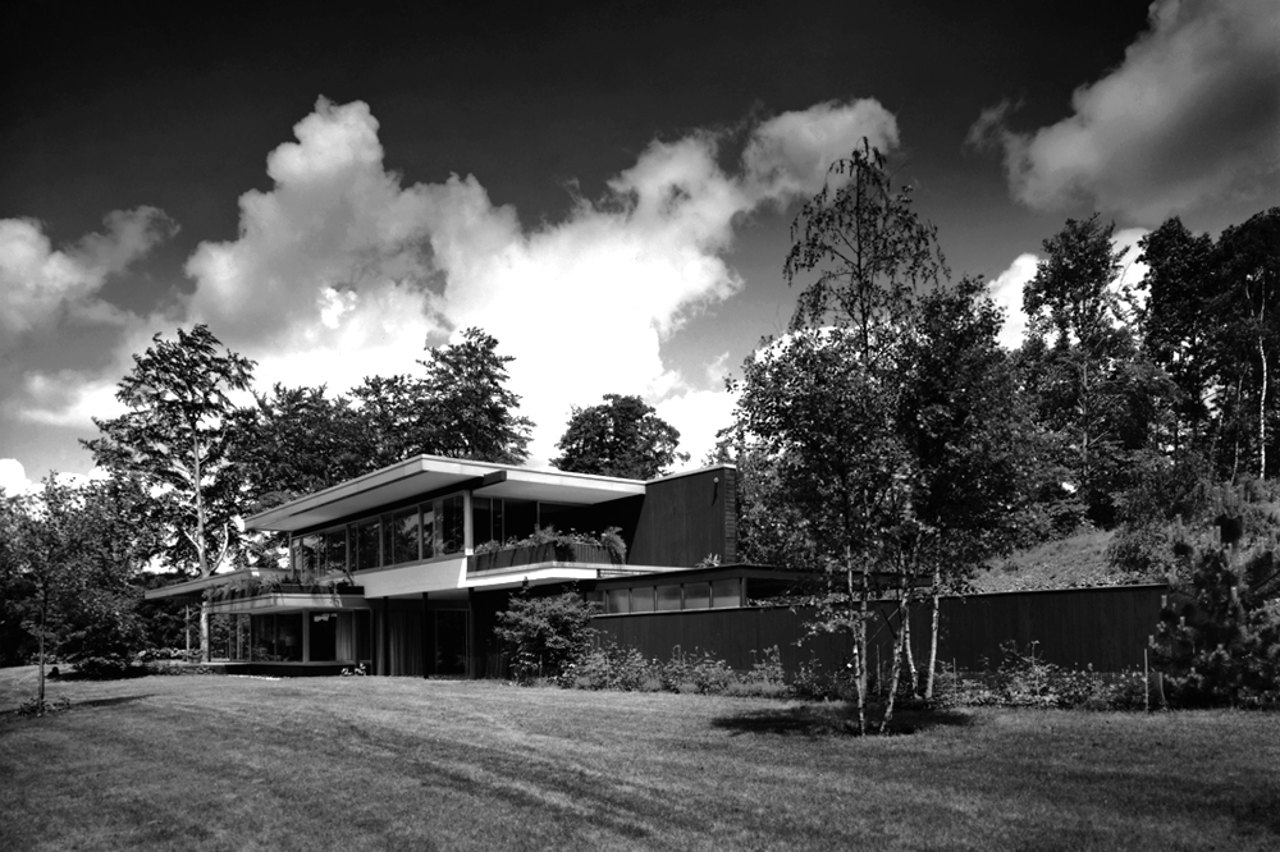 Neutra Building Kemper