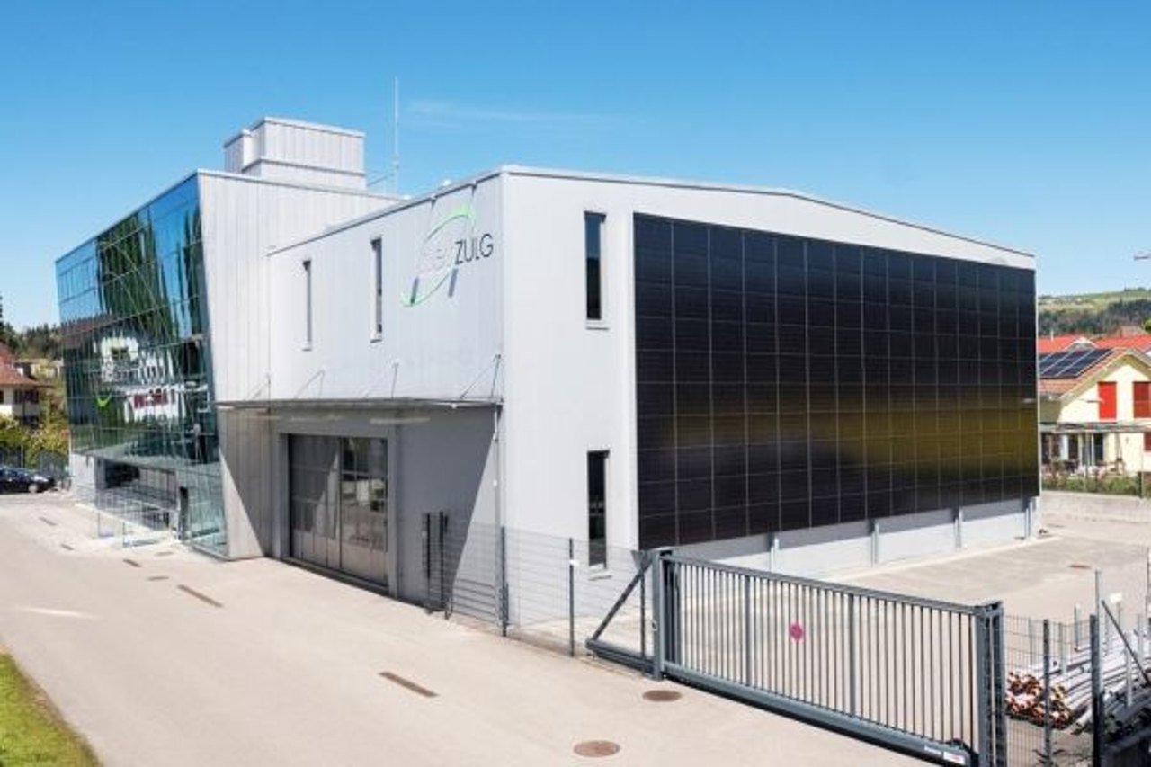 Photovoltaik-Fassadensystem