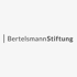 Logo der Bertelsmann Stiftung: "BertelsmannStiftung" in dunklem Text, mit einem vertikalen Strich davor.