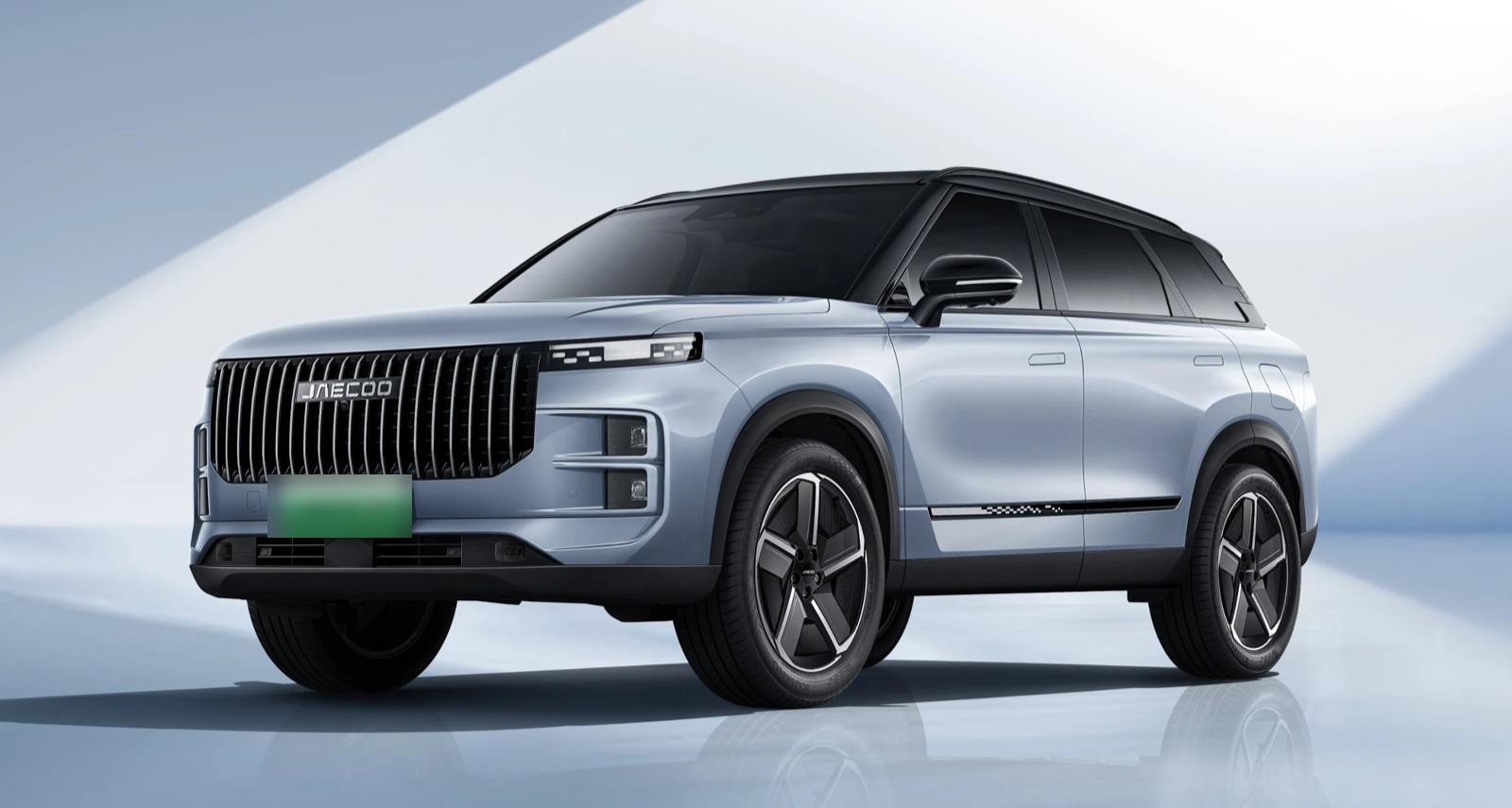 Jaecoo 7 PHEV in Silber, Frontansicht