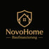 Goldenes Schild-Logo mit Haus und Text "NovoHome Baufinanzierung" auf schwarzem Hintergrund.