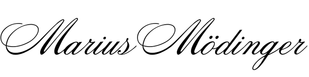 Marius Mödinger in schwarzer Schreibschrift auf grünem Hintergrund.