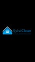 Logo von SylviClean Gebäudereinigung: blaues Haus-Symbol mit weißen Fenstern, daneben Text "SylviClean GEBÄUDEREINIGUNG".