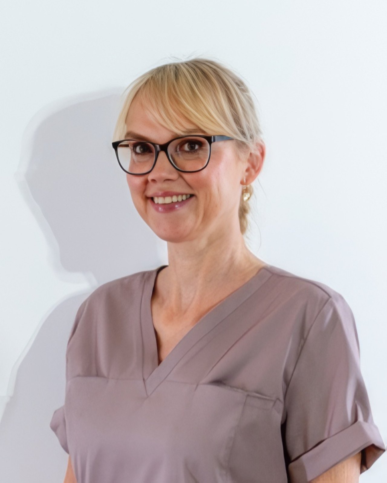 Stephanie K., Praxismanagement in der Zahnarztpraxis Dr. Levold