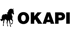 Schwarzes Pferdesymbol und der Text "OKAPI" auf einem dunkelgrünen Hintergrund.