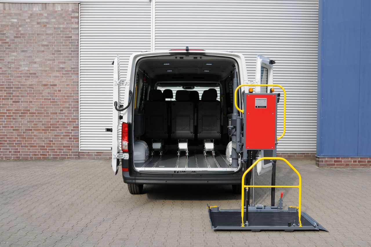 MAN TGE mit Schwenklift BSL 350 – Bild 4