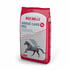 Roter Sack mit Pferdefutter "Connolly's Red Mills Horse Care 14 Mix" und galoppierendem schwarzen Pferd.