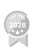 Foto Kleer Top Pro 2026 Medaille mit drei Sternen und zwei Bändern in Grau- und Weißtönen.