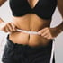 Hüfte und Bauch mit Slip und Jeans