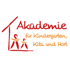 Logo der Akademie für Kindergarten, Kita und Hort mit stilisiertem Haus und zwei Strichmännchen auf schwarzem Grund.