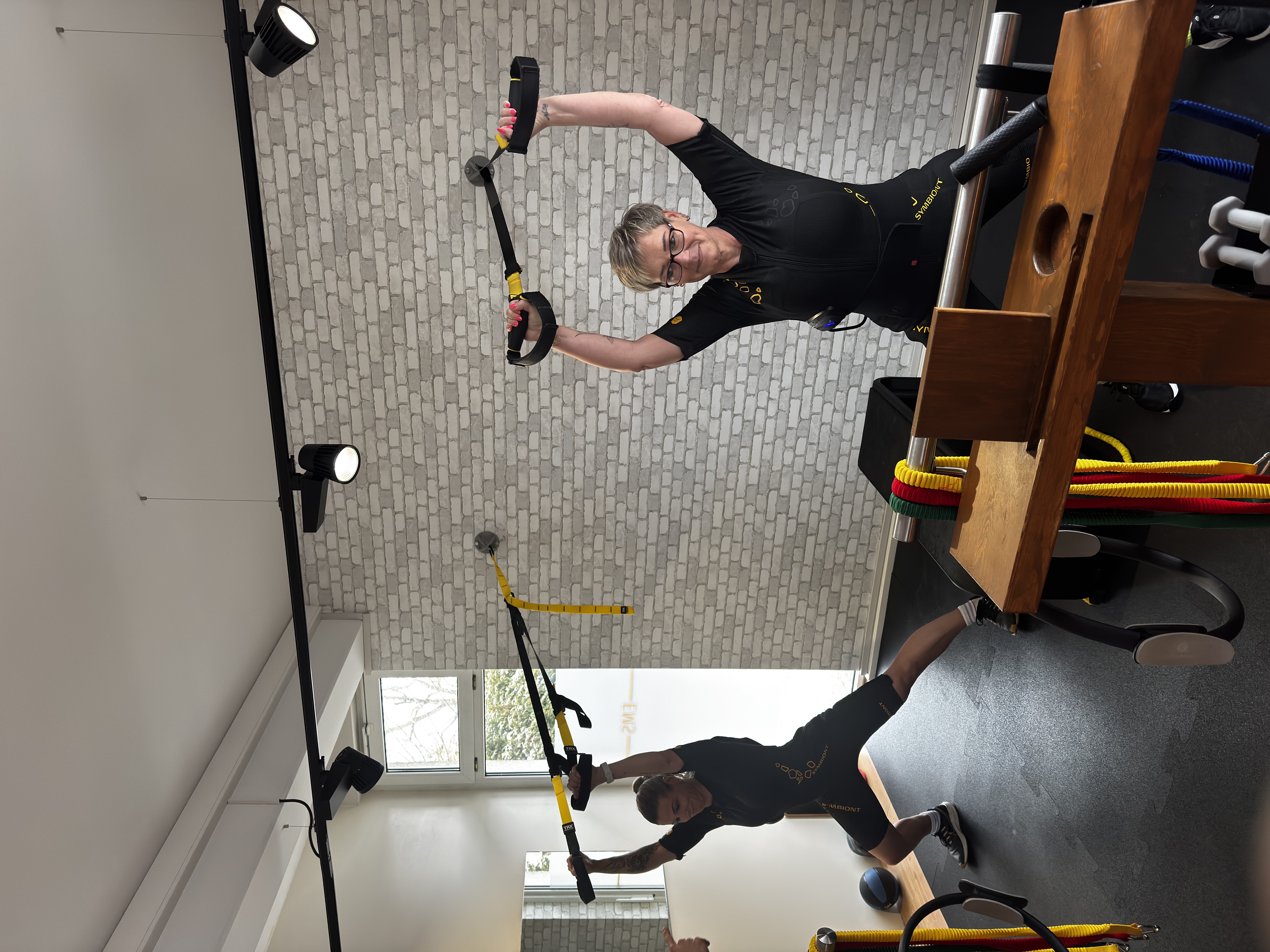 Training im EMS-Anzug mit persönlicher Betreuung bei Simple fit EMS in Neuenhagen