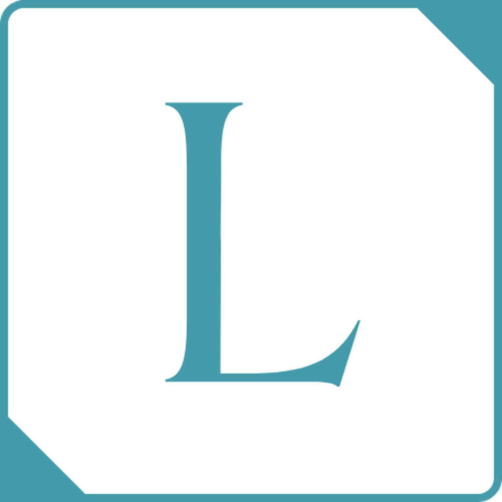 Großer, türkiser Buchstabe „L“ auf weißem Quadrat mit türkisen Ecken.