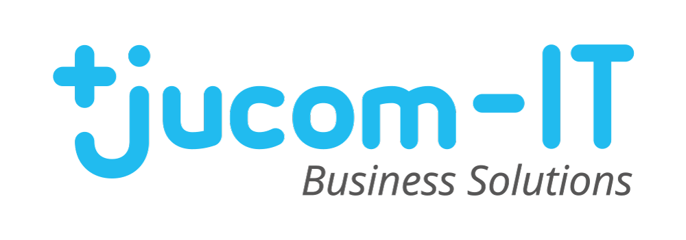 Blaues Logo mit dem Text "+jucom-IT" und darunter "Business Solutions" in Grau.