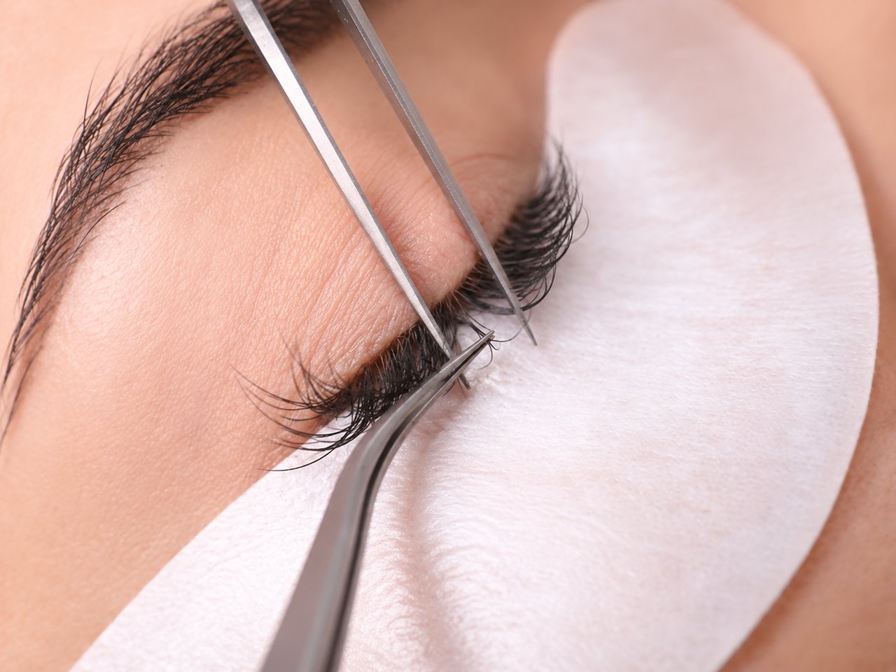 Wimperntechniken bei SWON in Pforzheim