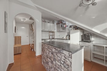 2‑Zimmer‑Maisonette mit Ausblick in ruhiger Lage in Frauenzimmern