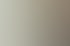 Eine Frau spricht mit einem Mikrofon auf einer Bühne vor einer Leinwand, während weitere Frauen lächelnd daneben stehen.