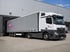 LKW der parkt und beladen wird.