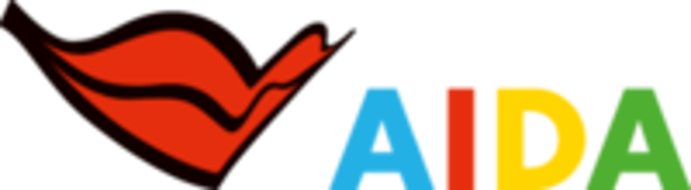 Rotes Kussmund-Logo neben dem bunten Schriftzug "AIDA" in Blau, Rot, Gelb und Grün.