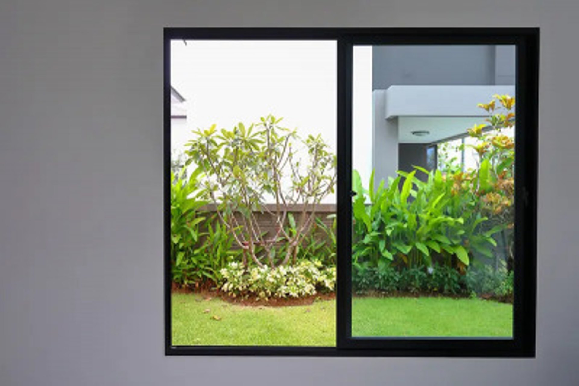 Window Replacement Contractor in Pasadena