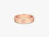 Ehering aus Roségold mit drei horizontalen Rillen auf weißem Hintergrund.