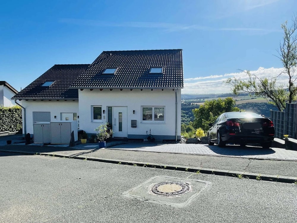 Doppelhaushälfte