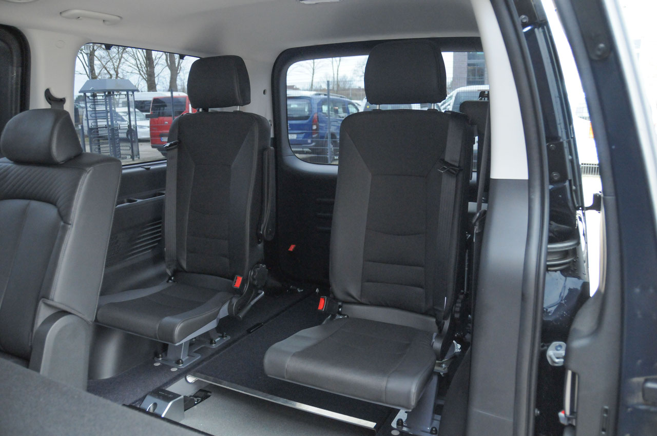 Hyundai STARIA mit Heckausschnitt – Bild 9