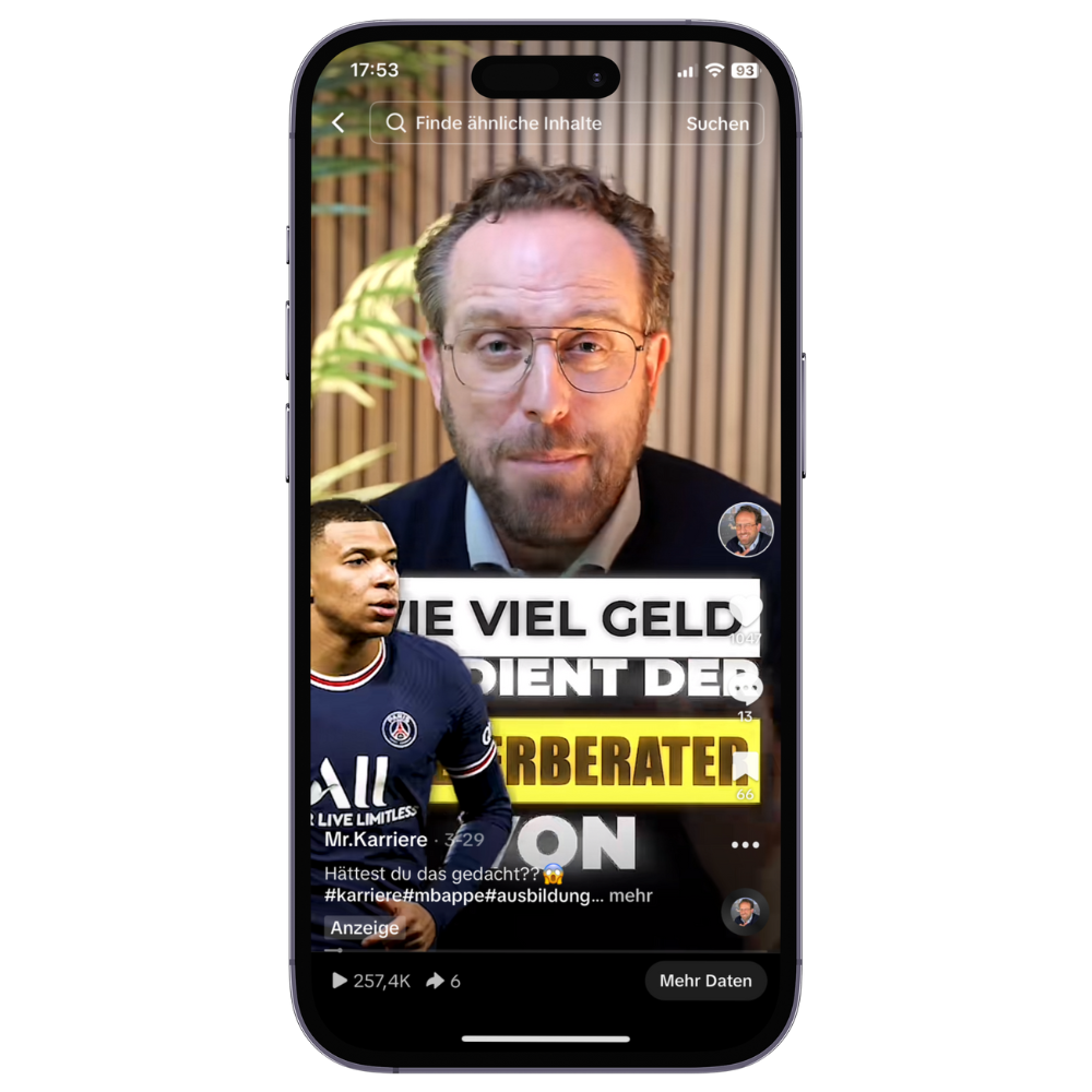 Das Video zum Vergleich zwischen Personalvermittler und Spielerberater auf einem Smartphone