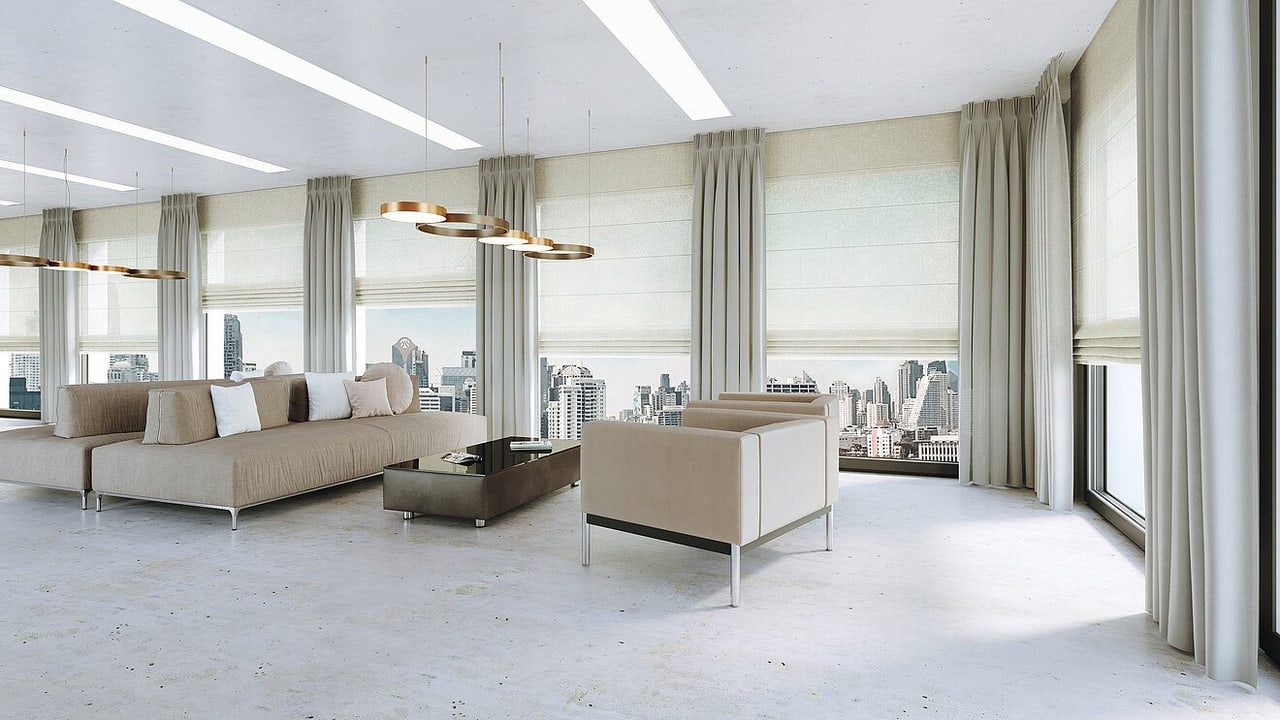 Wellenfalten-Vorhang in Penthouse-Wohnraum