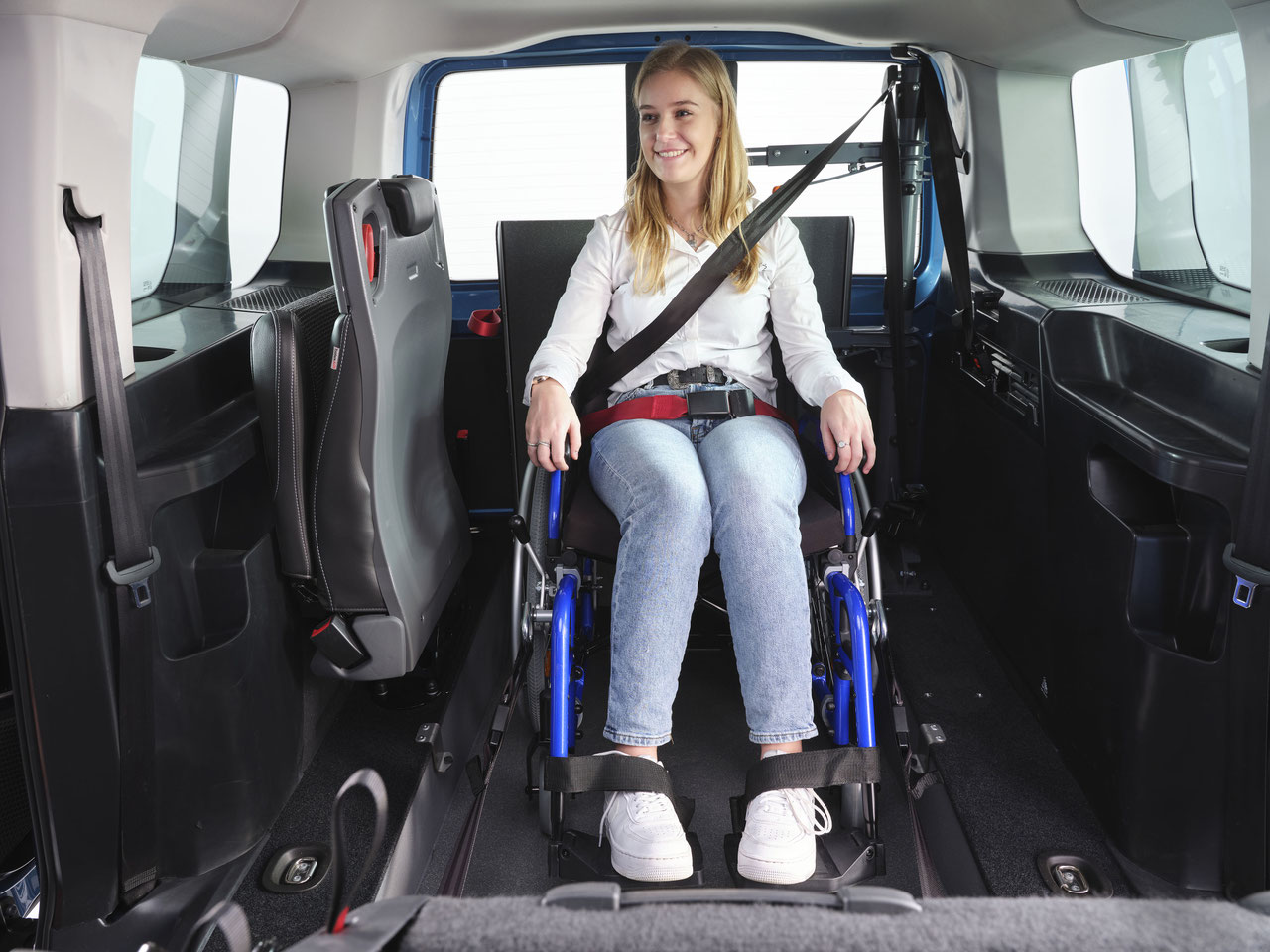 Caddy Maxi mit Heckausschnitt – Bild 10