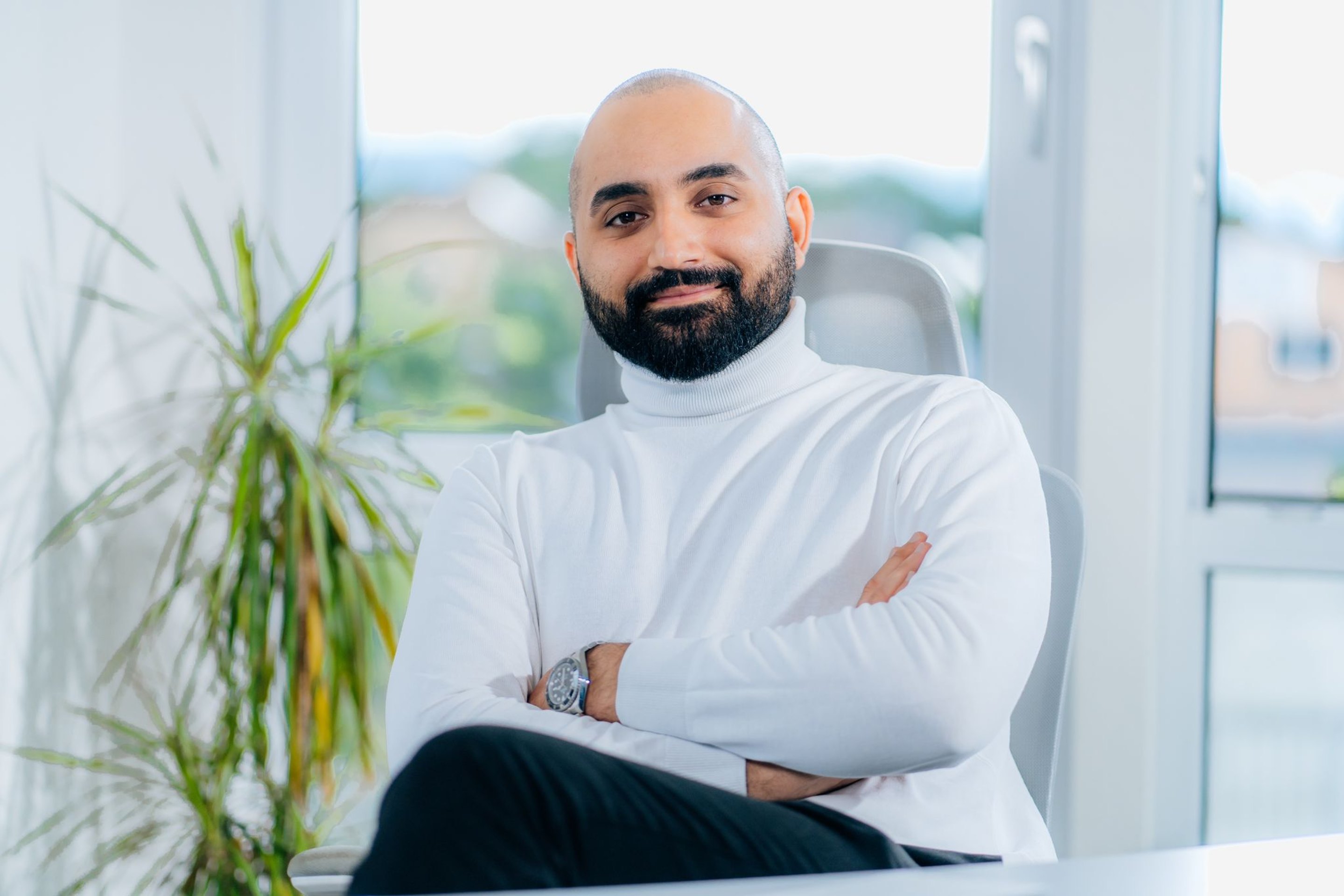Farsan Taheri, Taheri Consulting