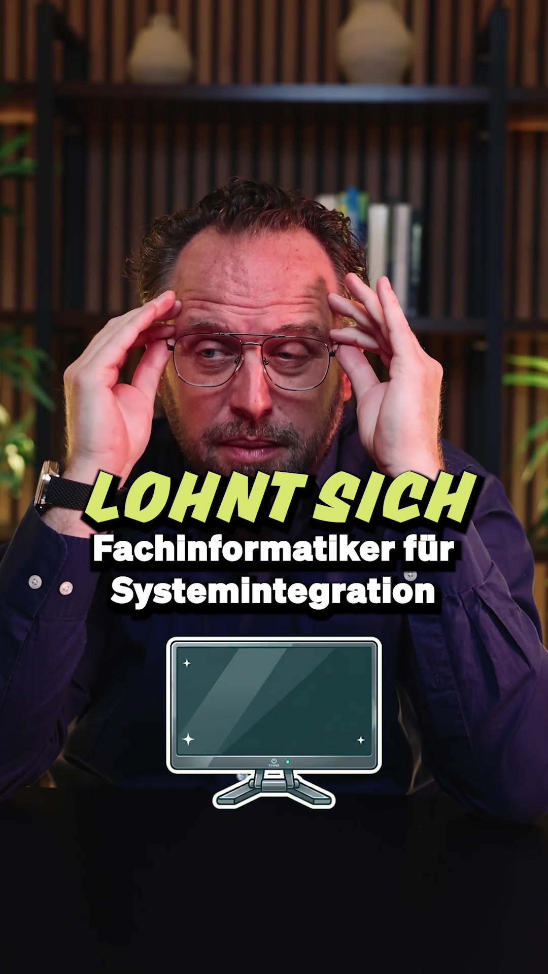 Mr. Karriere räumt im gestellten Interview mit dem Klischee des reinen Support Jobs auf und zeigt die Komplexität der Ausbildung zum Fachinformatiker für Systemintegration bei FITS.