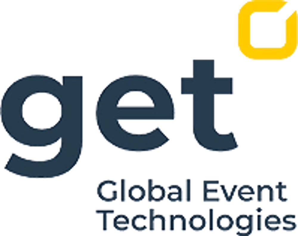 get Global Event Technologies Logo auf dunkelgrünem Hintergrund, gelbes Quadrat oben rechts.