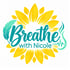 Logo mit Text "Breathe with Nicole" vor einer gelben Sonnenblume, verziert mit einer türkisen Feder und einer Herzschlaglinie.