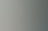 Zwei lächelnde Büroangestellte besprechen Dokumente am Schreibtisch vor einem Wandkalender der Firma Eder.