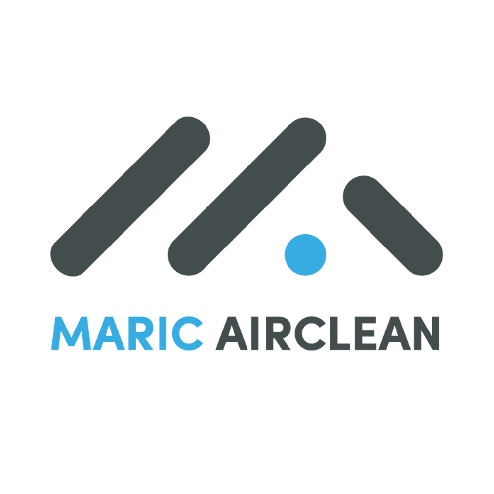 Logo von Maric Airclean: Drei graue Striche, die ein Dach oder "M" formen, mit einem blauen Punkt, darunter Text "MARIC AIRCLEAN".