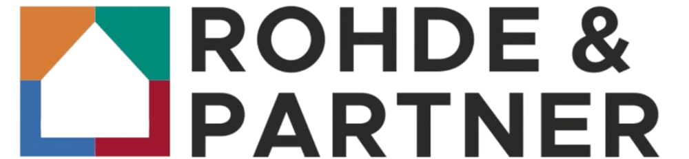 Logo von Rohde & Partner mit einem stilisierten bunten Haus-Symbol.