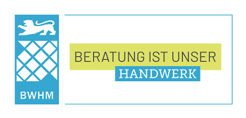 Logo von BWHM mit einem Löwen, Rautenmuster und dem Text "BERATUNG IST UNSER HANDWERK".