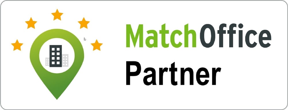 Grüner Standort-Pin mit Gebäude und fünf Sternen, daneben der Text „MatchOffice Partner“.