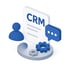 Ein blaues Personensymbol, ein Dokument mit "CRM", eine Sprechblase und zwei Zahnräder auf einer grauen Plattform.